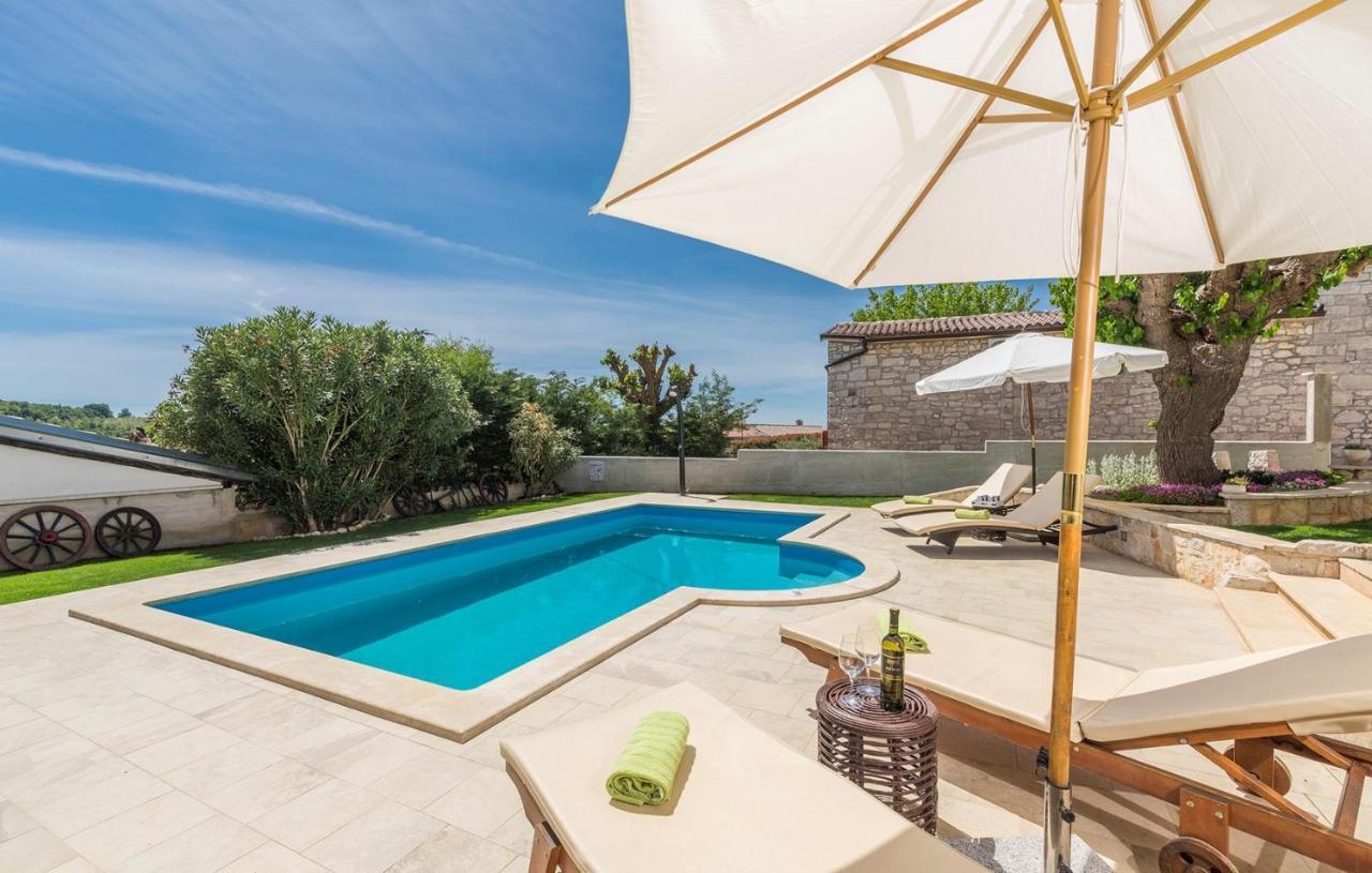 Beautiful Stone House - Villa Parentium With Private Pool Dracevac Exterior photo