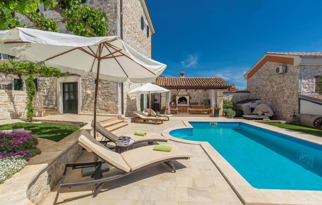 Beautiful Stone House - Villa Parentium With Private Pool Dracevac Exterior photo